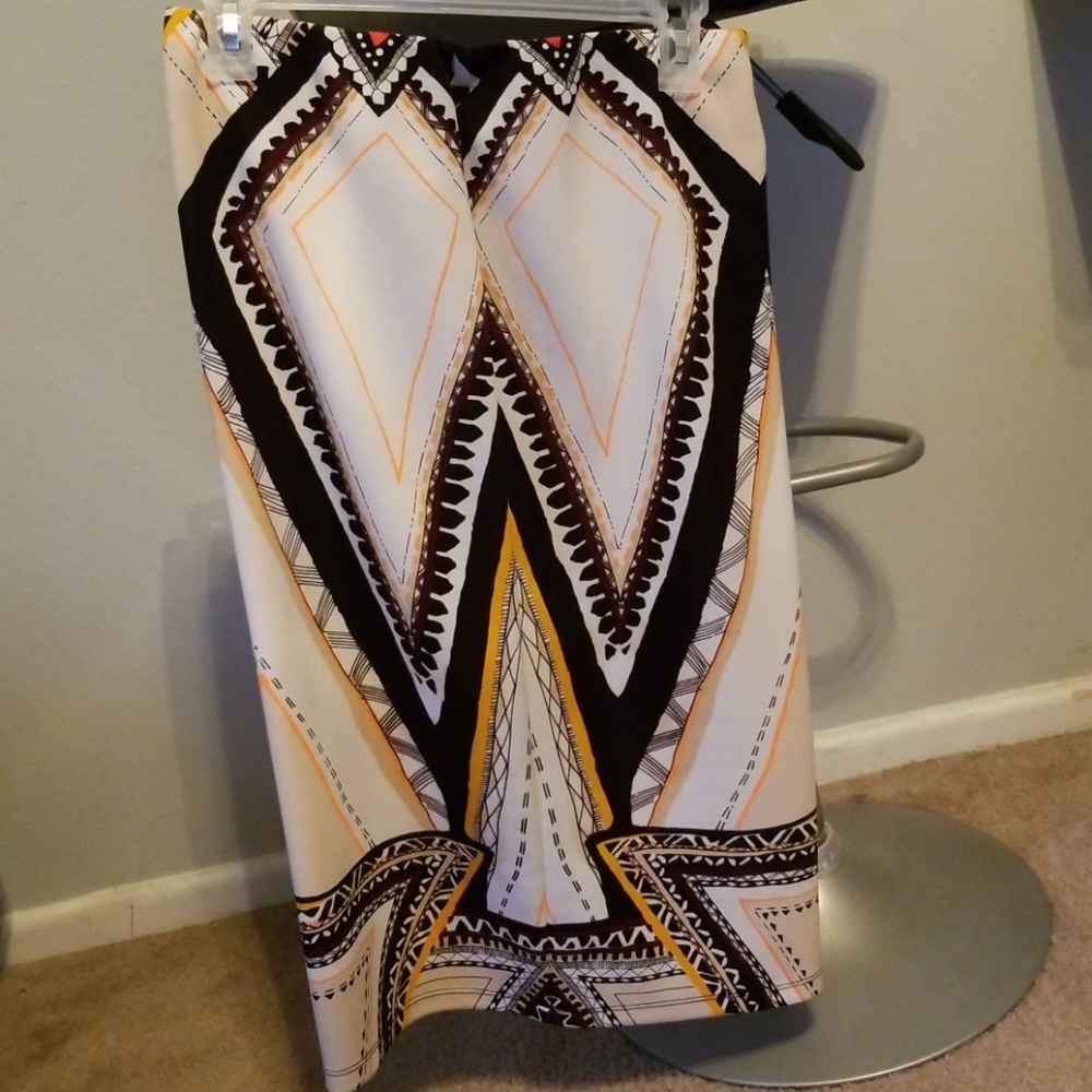 Mossismo Pencil Skirt